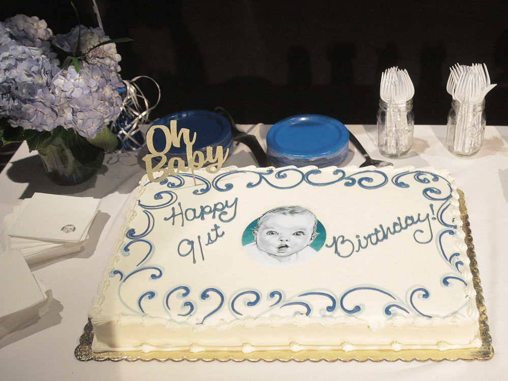 गर्बर Baby Birthday Cake