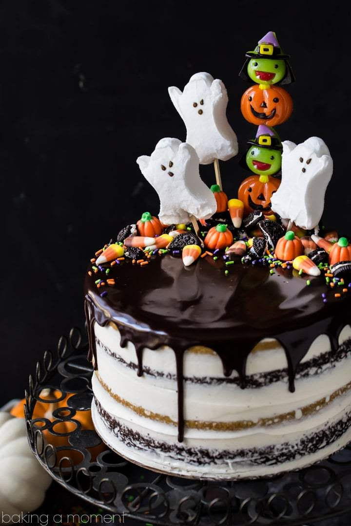 डरावना Chocolate Halloween Cake