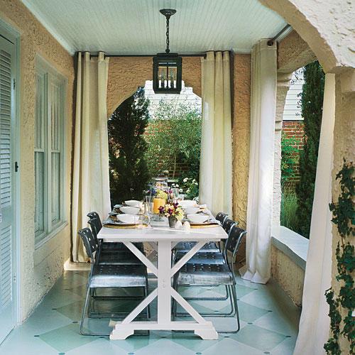 Sikkes Outdoor Dining Room