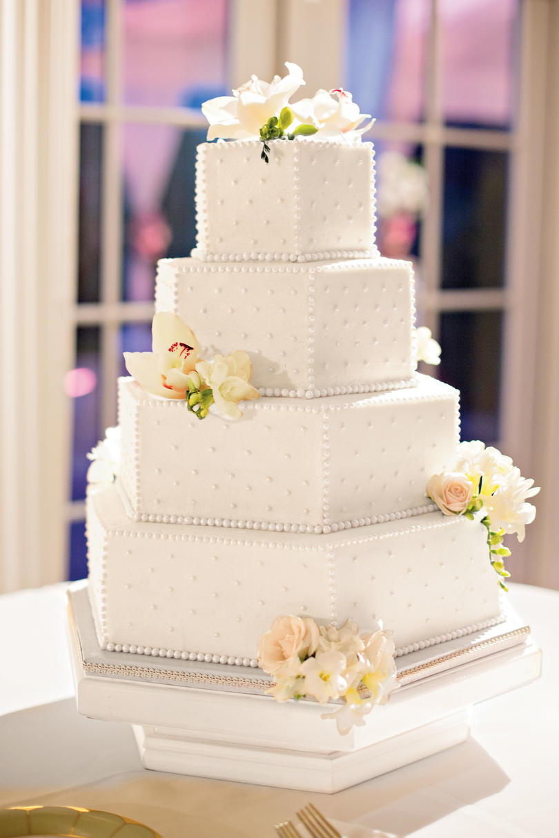 Pearl akcentusú Wedding Cake