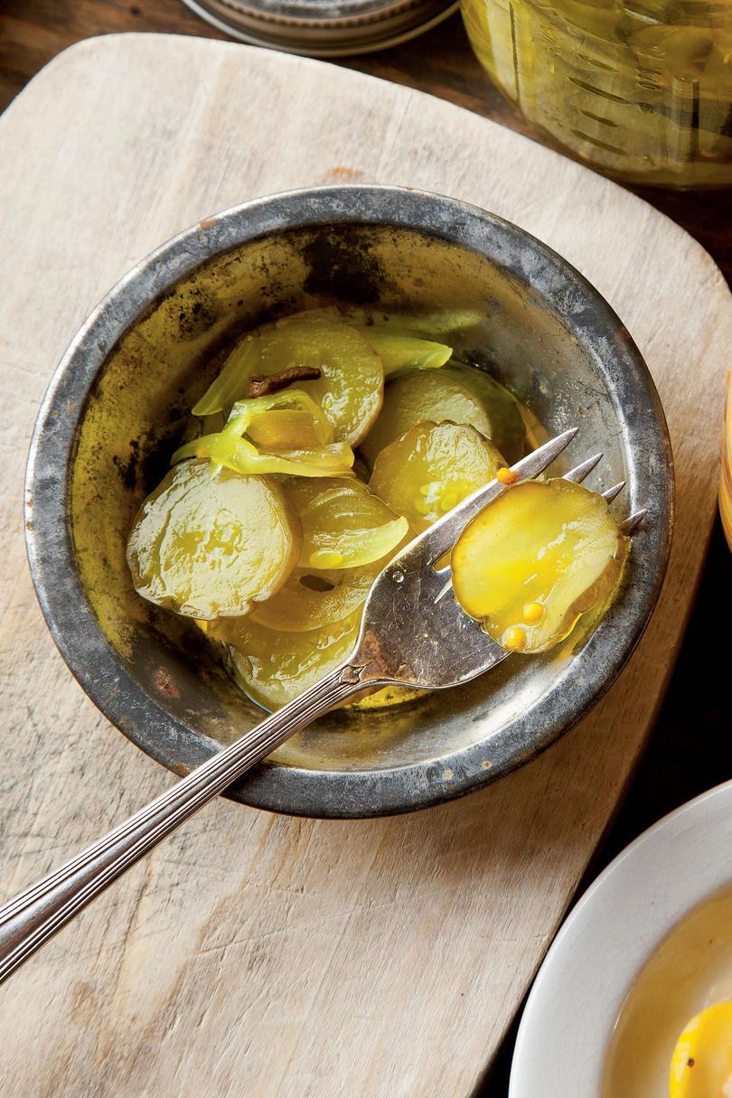 Oncle Hoyt's Bread-and-Butter Pickles