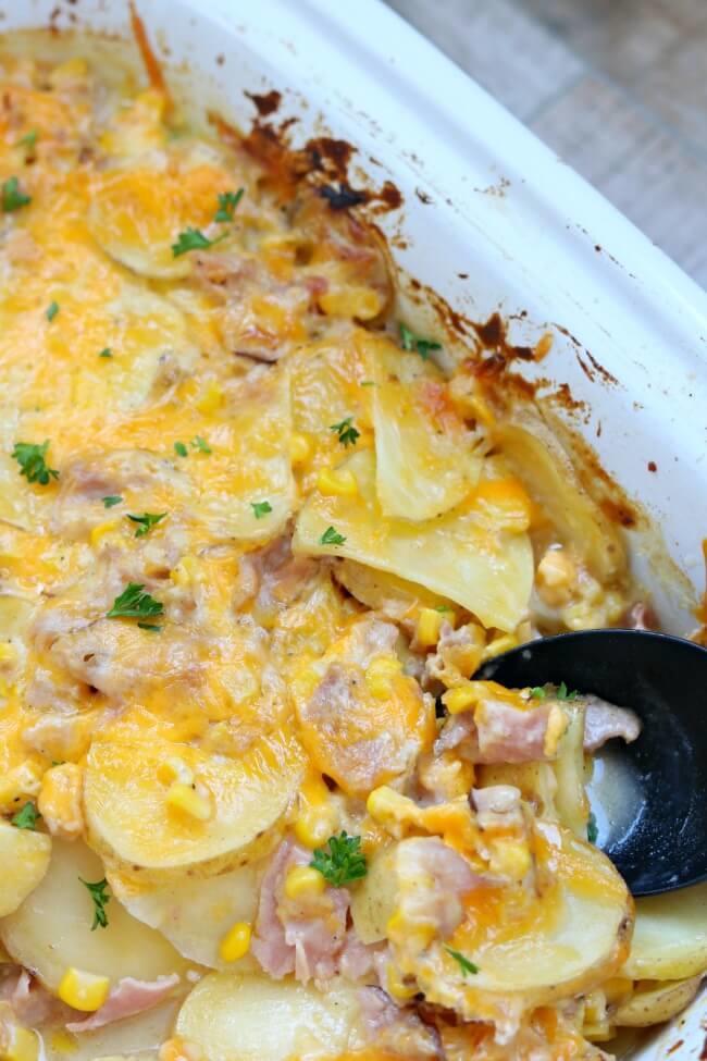 Hidas Cooker Cheesy Scalloped Potatoes with Ham and Corn