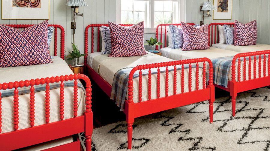 सोने का कमरा with Red Beds