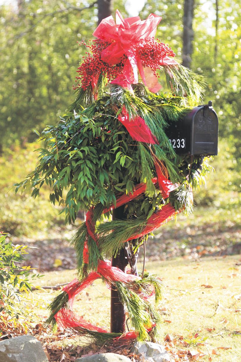 Karácsony Decorating Ideas: Mailbox Decoration