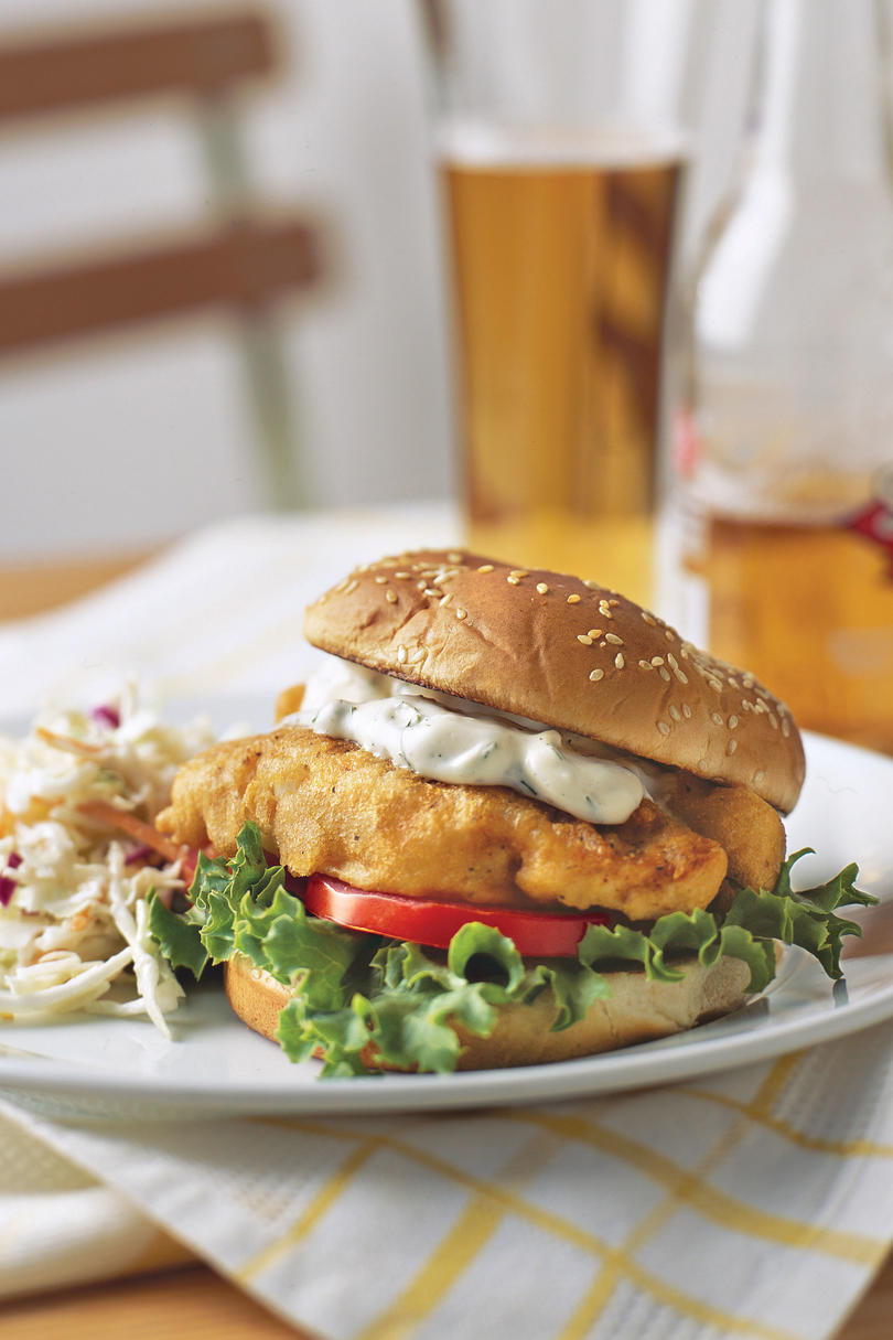 Κορυφαία βαθμολογία Main Dishes: Fried Fish Sandwiches