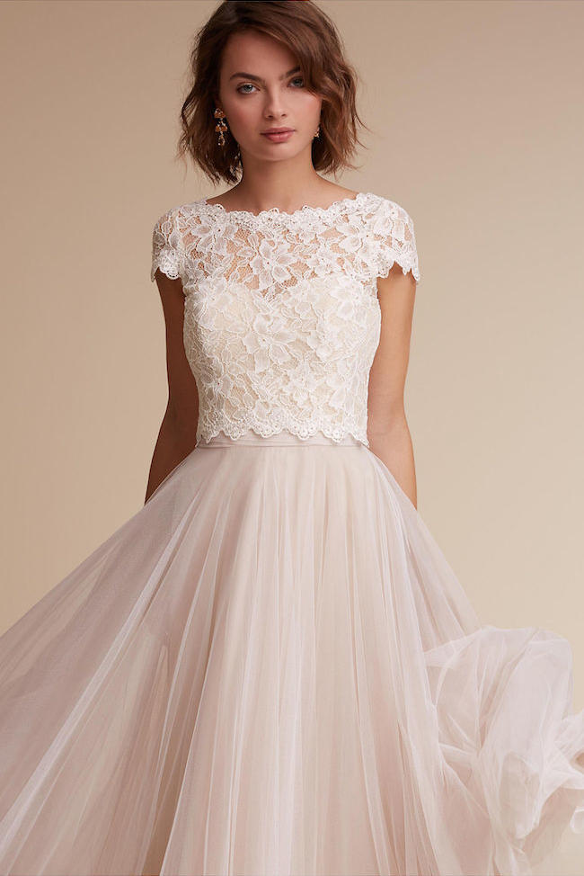Kaksi Piece Lace and Tulle Blush Gown