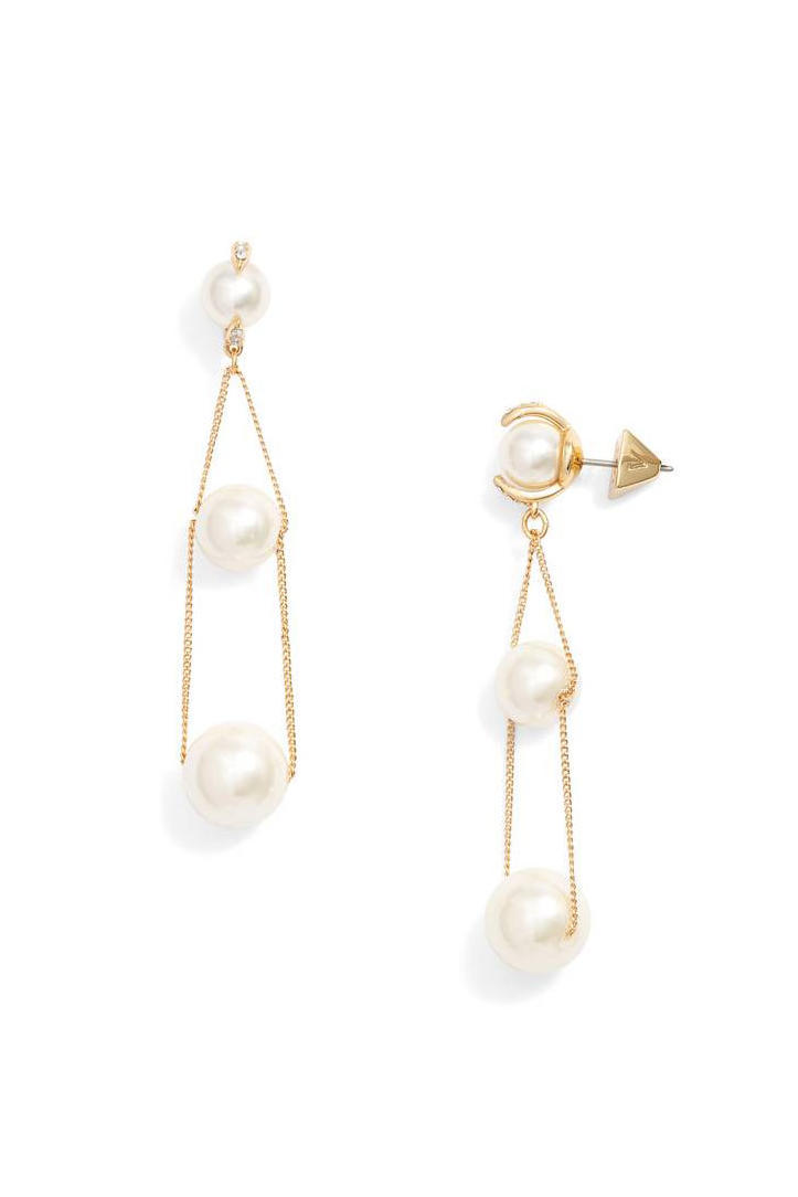 विन्स Camuto Imitation Pearl Drop Earrings