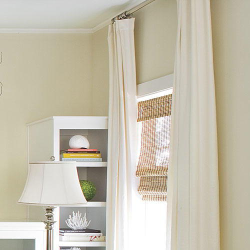 सरल Window Treatments: White Linen Drapes